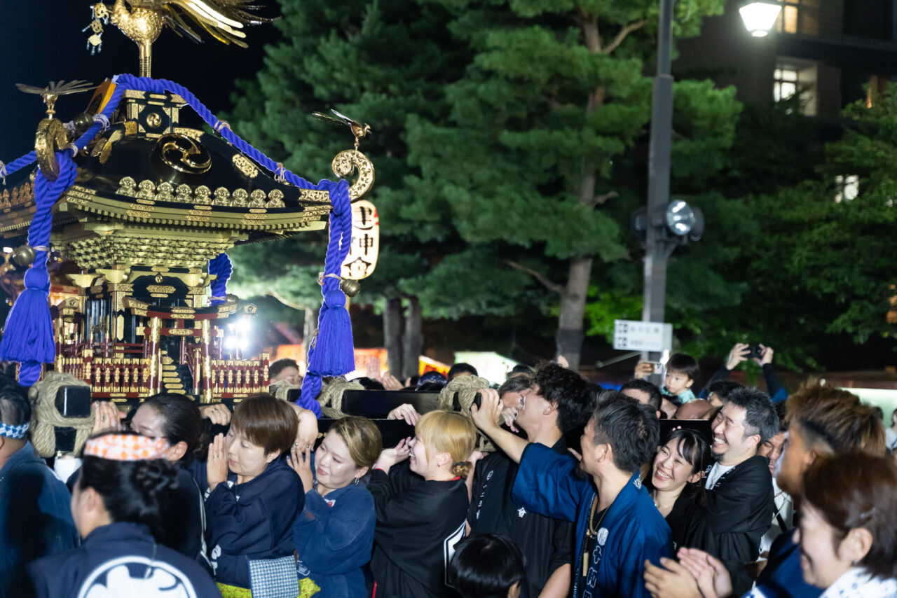 一二三會　神輿